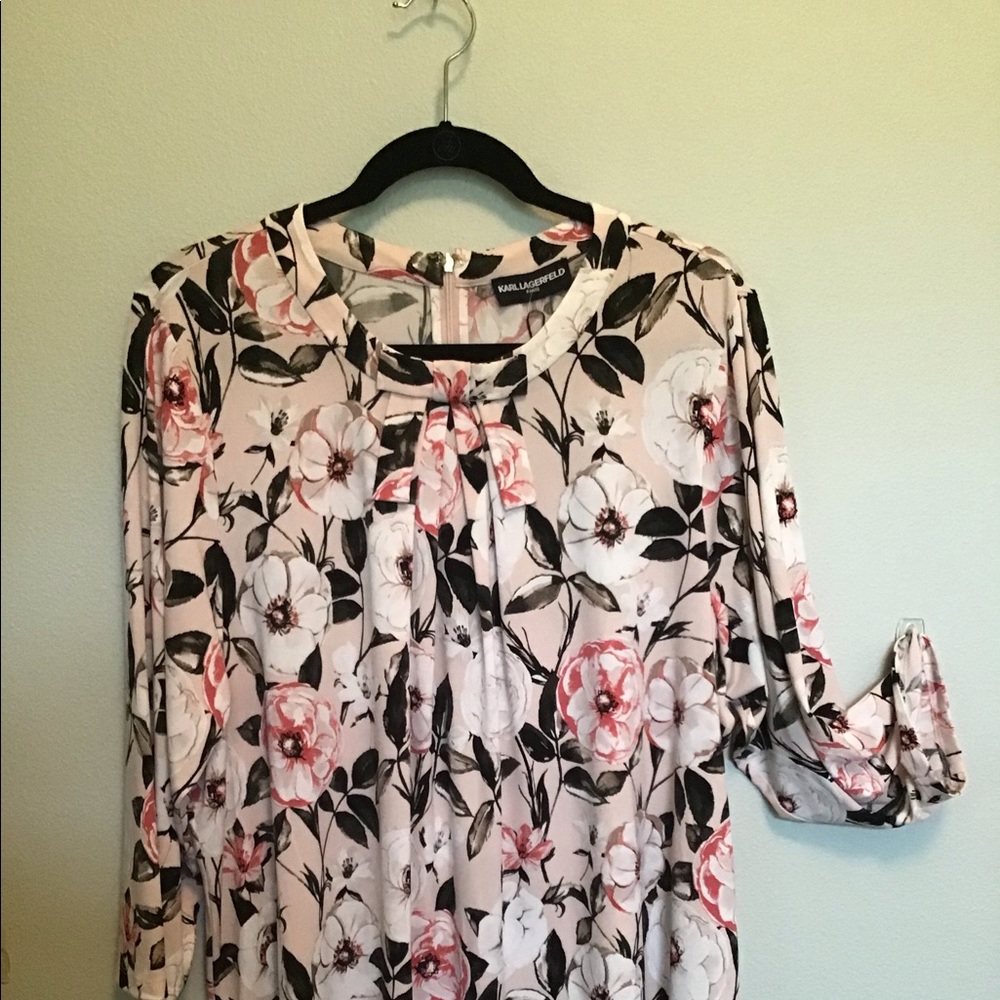 Karl Lagerfeld Paris lovely blouse